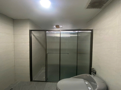 Cabin phòng tắm kính trượt thẳng 180° – Giải pháp tối ưu cho không gian hiện đại