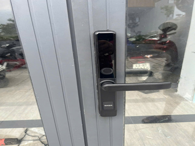 Giới thiệu khóa thông minh Siker KTS105 màu đen – Lựa chọn lý tưởng cho cửa Xingfa 55